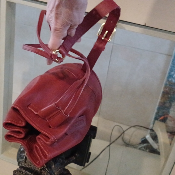 RED 1996 VINTAGE COACH BIXBY SLING BAG - Picture 15 of 16